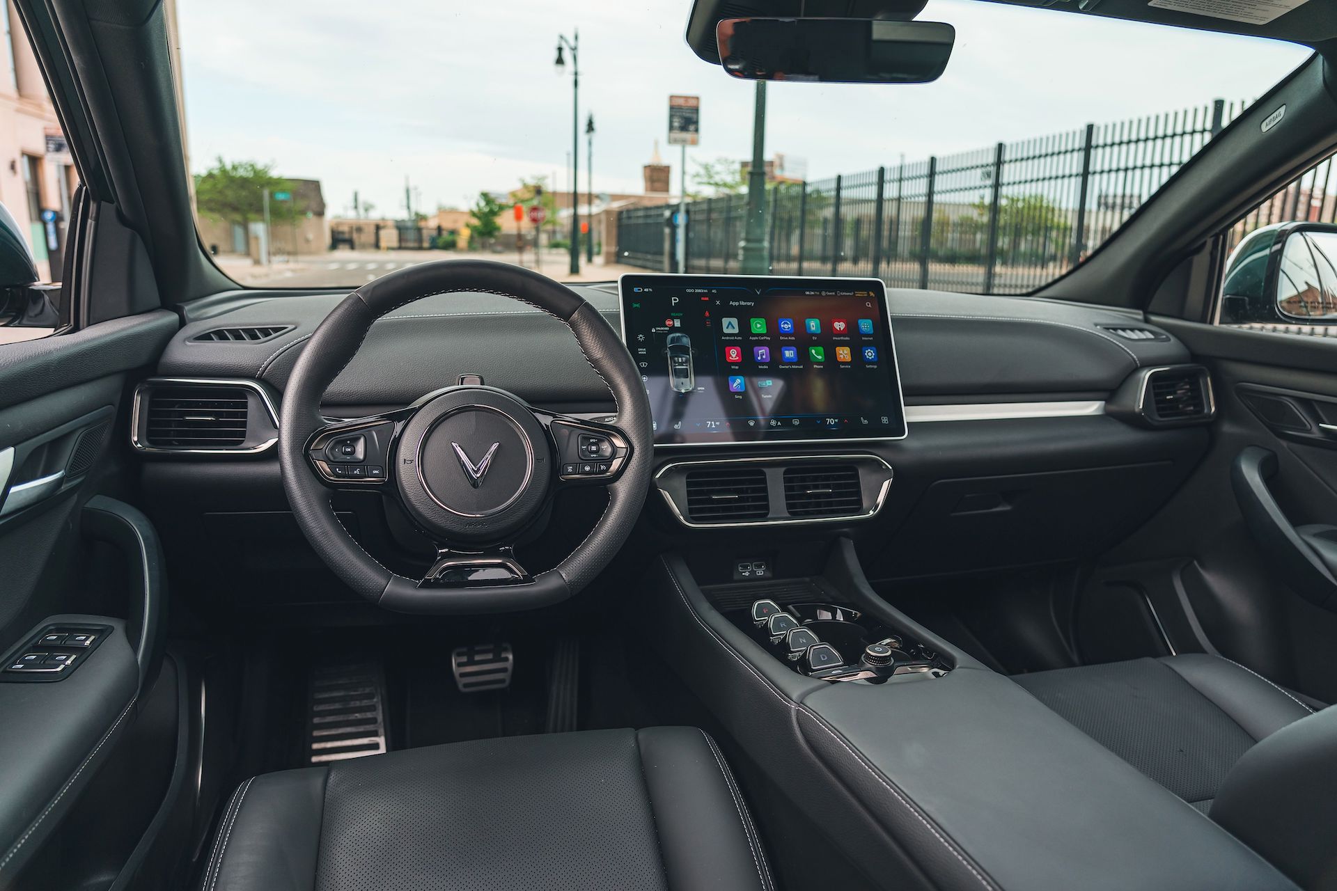 Vinfast VF8 Front Dash View