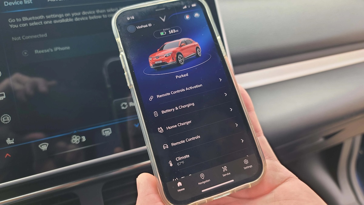 2024 VinFast VF8 Mobile App for iPhone and Android