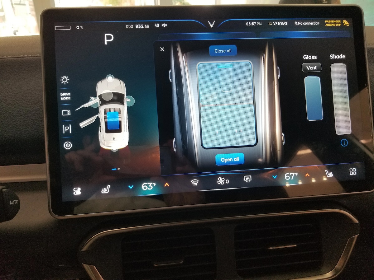 VinFast VF8 Infotainment Features