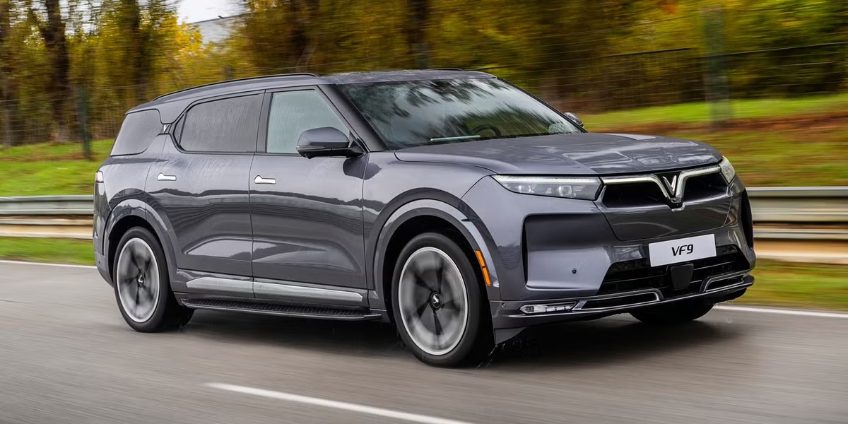 New VinFast VF9 Front View