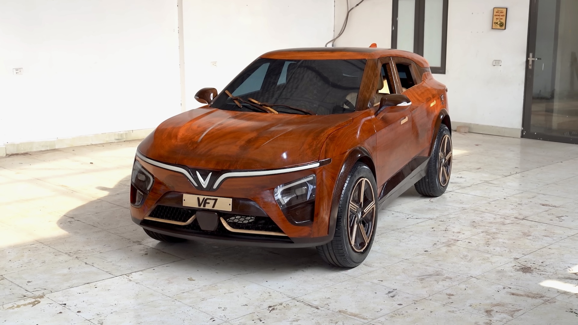 VinFast VF7 Carved out of Wood