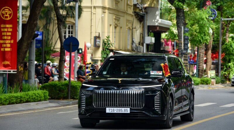 VinFast VF Lac-Hong Armored EV