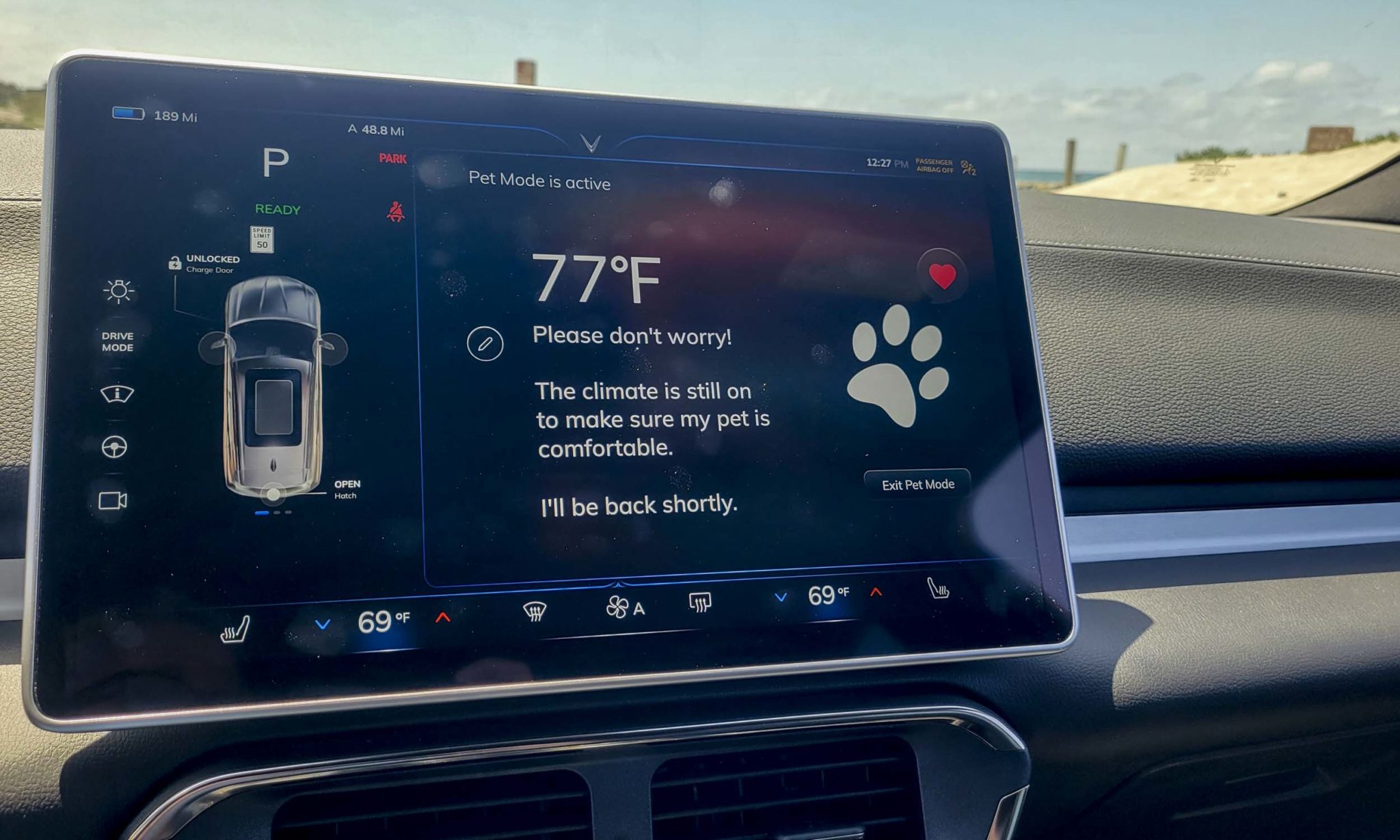 VinFast Front Dash Screen
